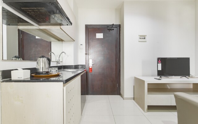RedDoorz Apartment near Grand City Mall