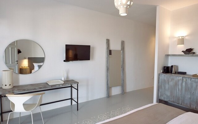 Coco-Mat Hotel Santorini