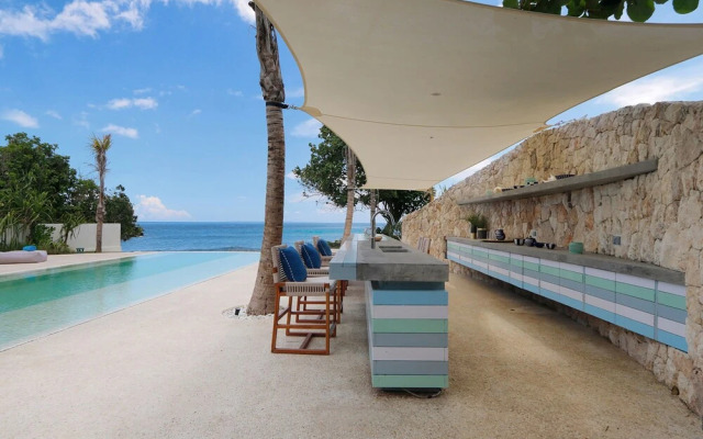 Villa Seascape by Elite Havens