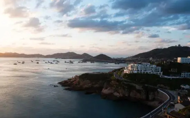Shengsi Pinghai Linfeng Cliff Seaview Beautiful Suite