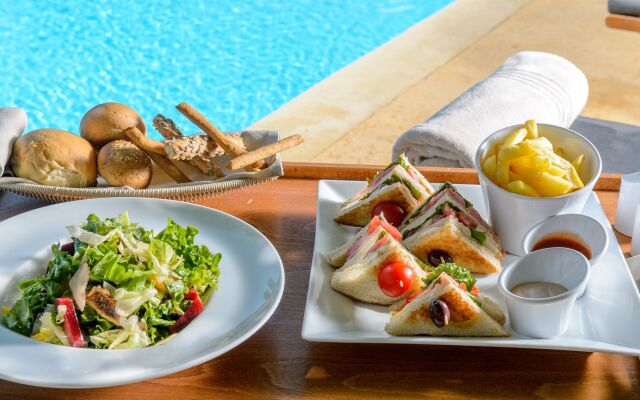 Alexander Beach hotel & Spa