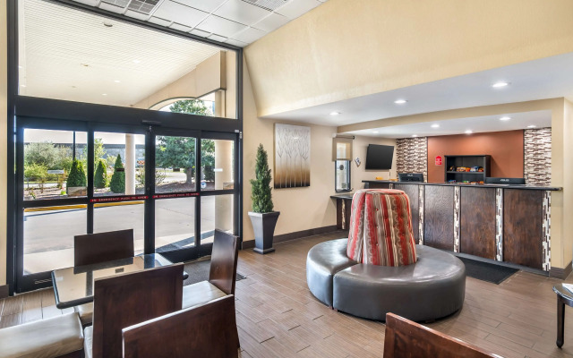 Best Western Green Tree Inn