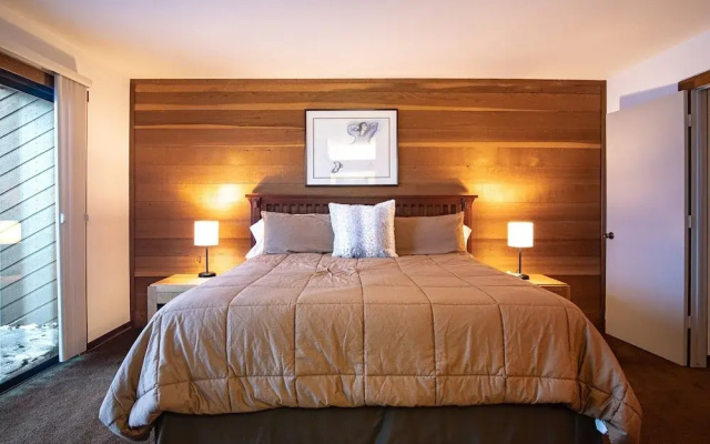 Snow Creek 1553 - Ski-in/ski-out + Pool & Hot Tub