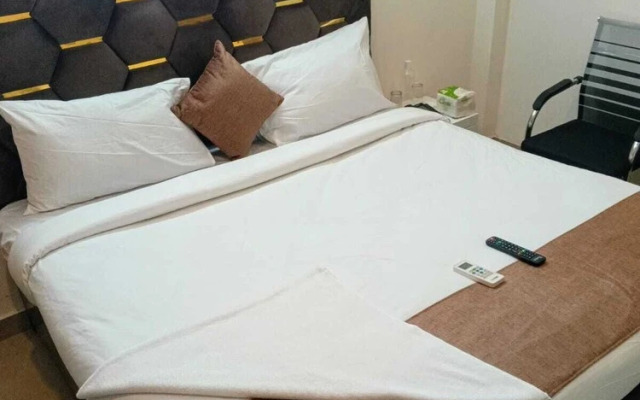 Soooper Hotel
