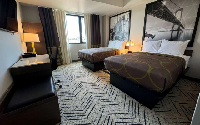 Super 8 By Wyndham Bronx Near Stadium