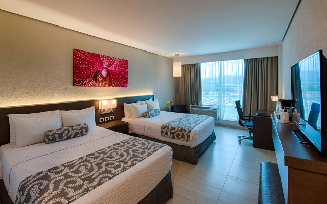 Crowne Plaza Panama Airport by IHG