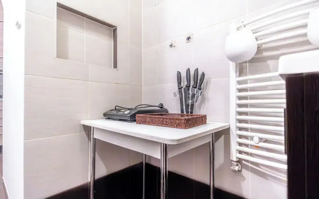 Chic 2BR City Stay Central Location