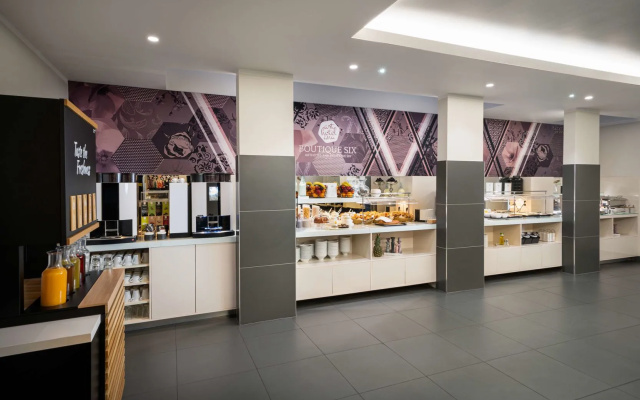 Elaya  Vienna City West