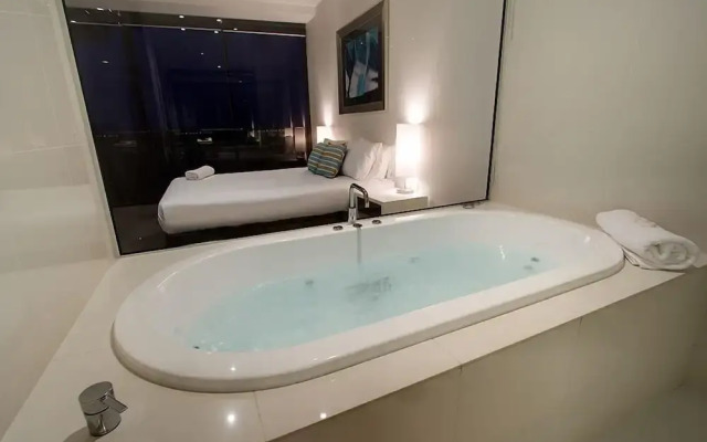 Circle on Cavill - Apartment Stay Private