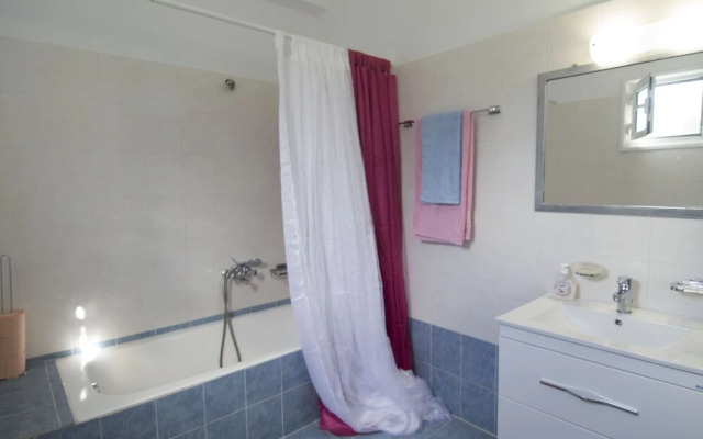 Brezza Apartment A