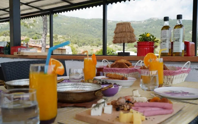 Kandybos Eco Farm Village