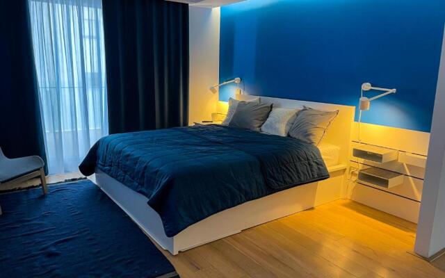 Charming sea view apt - quiet area, 5 min to beach