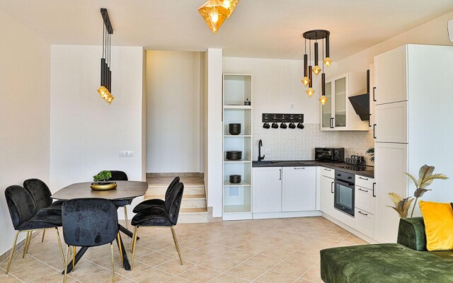 Nice Apartment in Marina With Jacuzzi, Wifi and 3 Bedrooms