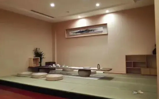 Longkou Jincheng Hotel (Yugang Road Branch)