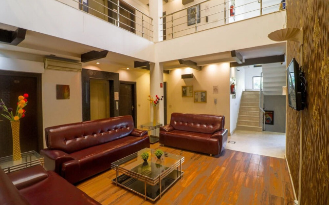 Hotel Green Wood By Dreamz Hospitality