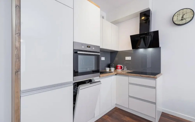 Slusarska Apartment Cracow by Renters