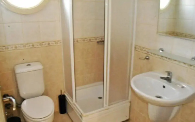 Turquoise Homes Adabuku 2 Bedrooms Pool