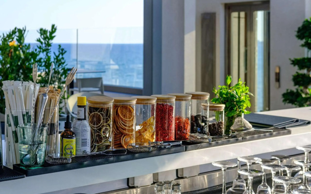 Mercure Larnaca Beach Resort