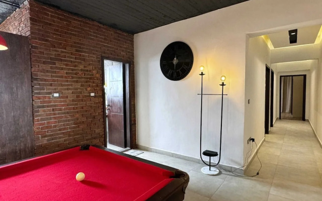 The Built-up 2 BDR Condo 15 min to CAI Airpt