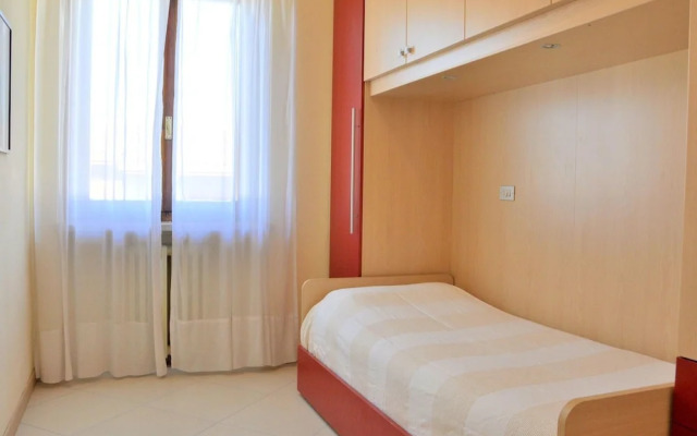 Vacation Home With Shared Pool in Lazise