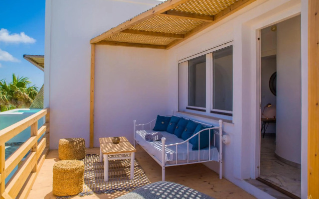 Summer Lovers Villa