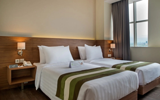 Grand Whiz Hotel Poins Simatupang Jakarta