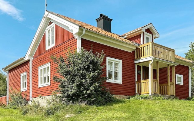 8 Person Holiday Home in Valdemarsvik