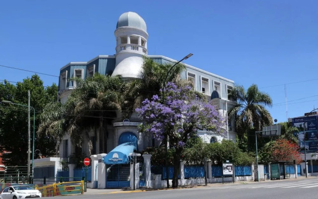 Hotel Vicente Lopez