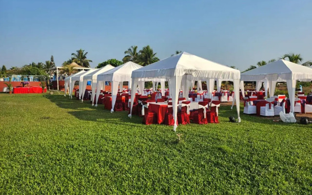 Paradise Village Beach Resort