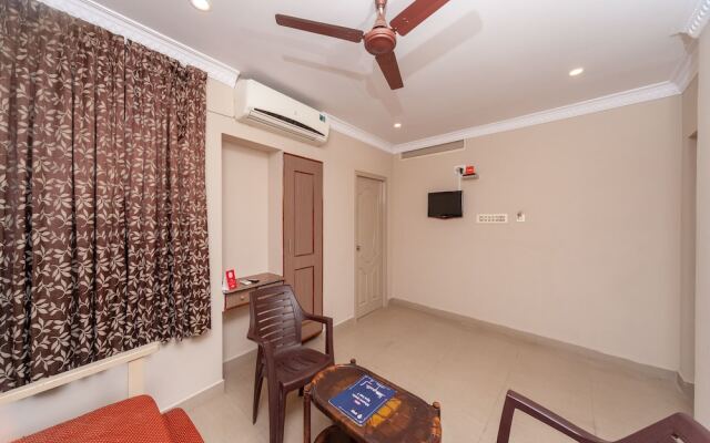 OYO 15477 New Royal Inn