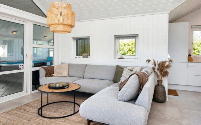 6 Person Holiday Home in Ebeltoft