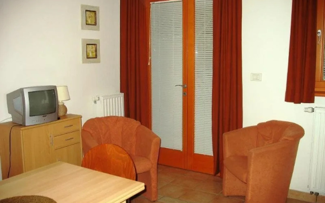 Apartments Rombon Klavdij