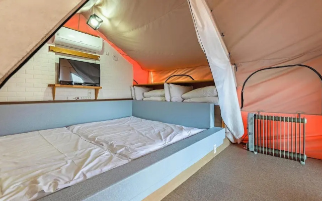 Goseong Bluewhale Glamping
