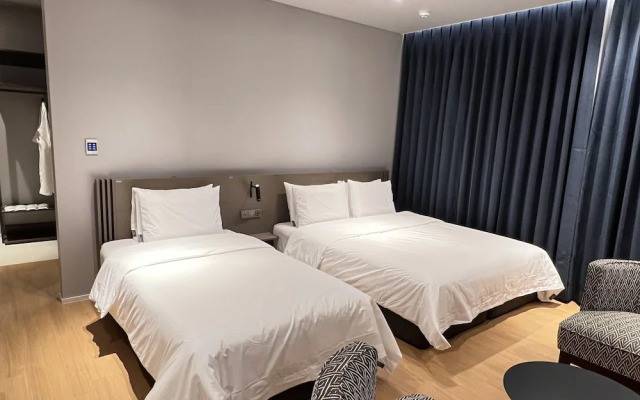 Jinhae InterCity Hotel