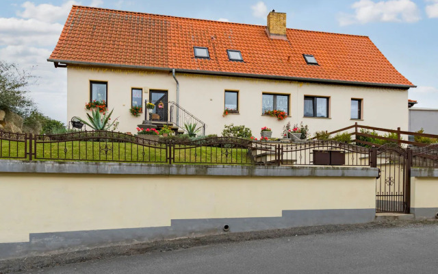 Nice apartment in Cattenstedt with a balcony