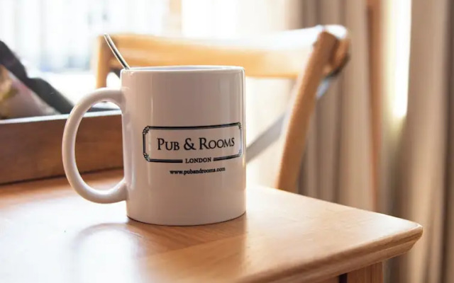 The Old Farmhouse Pub & Rooms