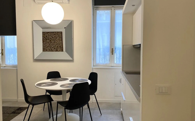 Fashion Elvira House 2