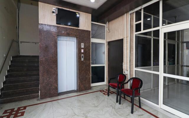 OYO 14161 Hotel ASDR