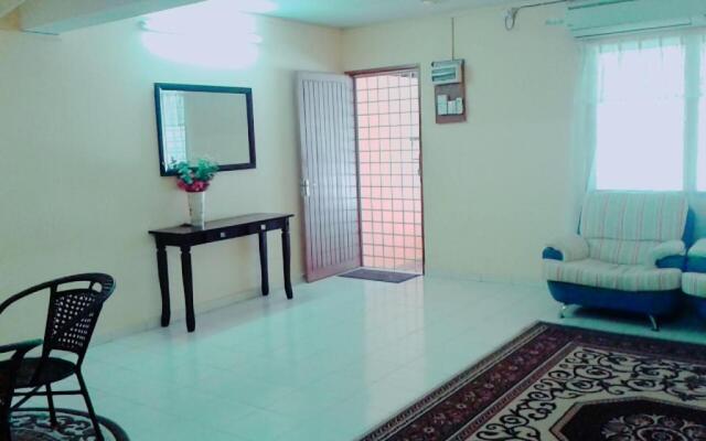 Home2stay Guest House D'Silibin Ipoh