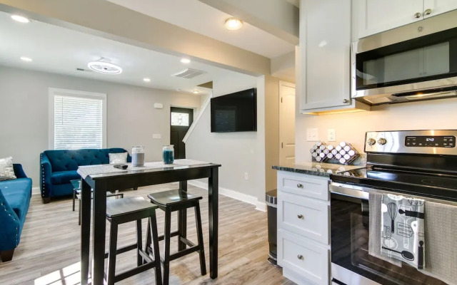 Updated Home - Walk to Salisbury University!