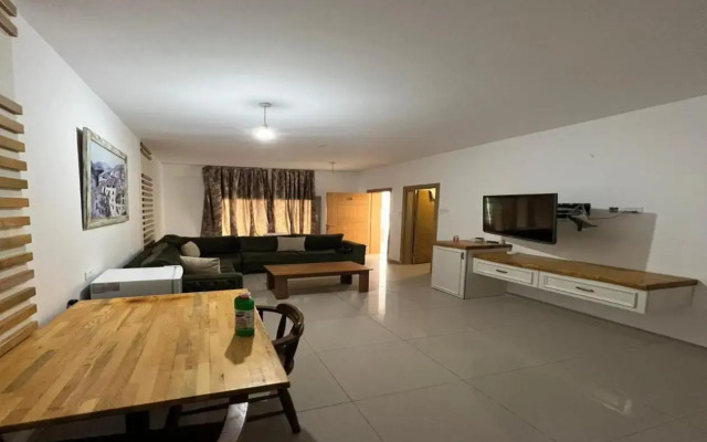 Nagas Hotel