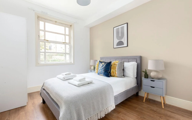 Premium 2 Bed Apartment in Haggerston