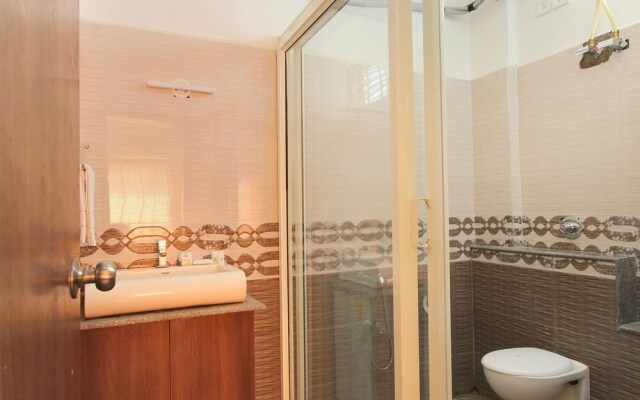 Capital O 15965 Hotel Nandi Gateway