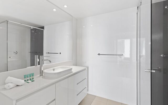 H Residences by Holiday Holiday