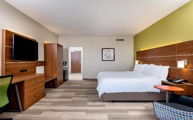 Holiday Inn Express Santa Ana (Disneyland Area-S.)