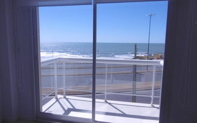 DEPTOS VIP en EDIFICIO FRENTE AL MAR-ZONA CONSTITUCION