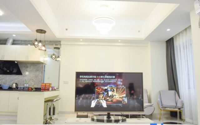 Yujianzhenpin.Yingyuan Hotel (Haikou Riyue Square Duty Free City)