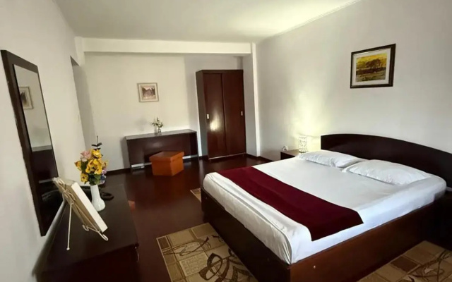 Hotel Ciric