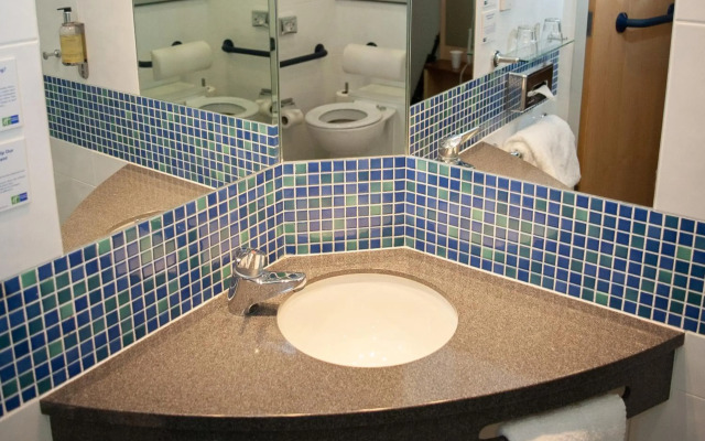 Holiday Inn Express Folkestone - Channel Tunnel by IHG