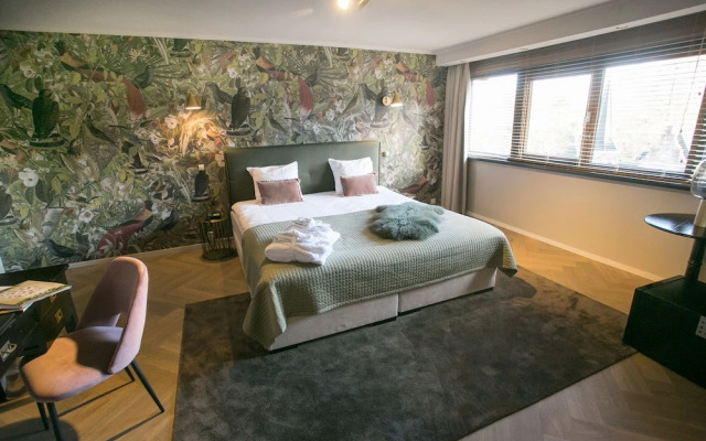 Van Der Valk Avifauna